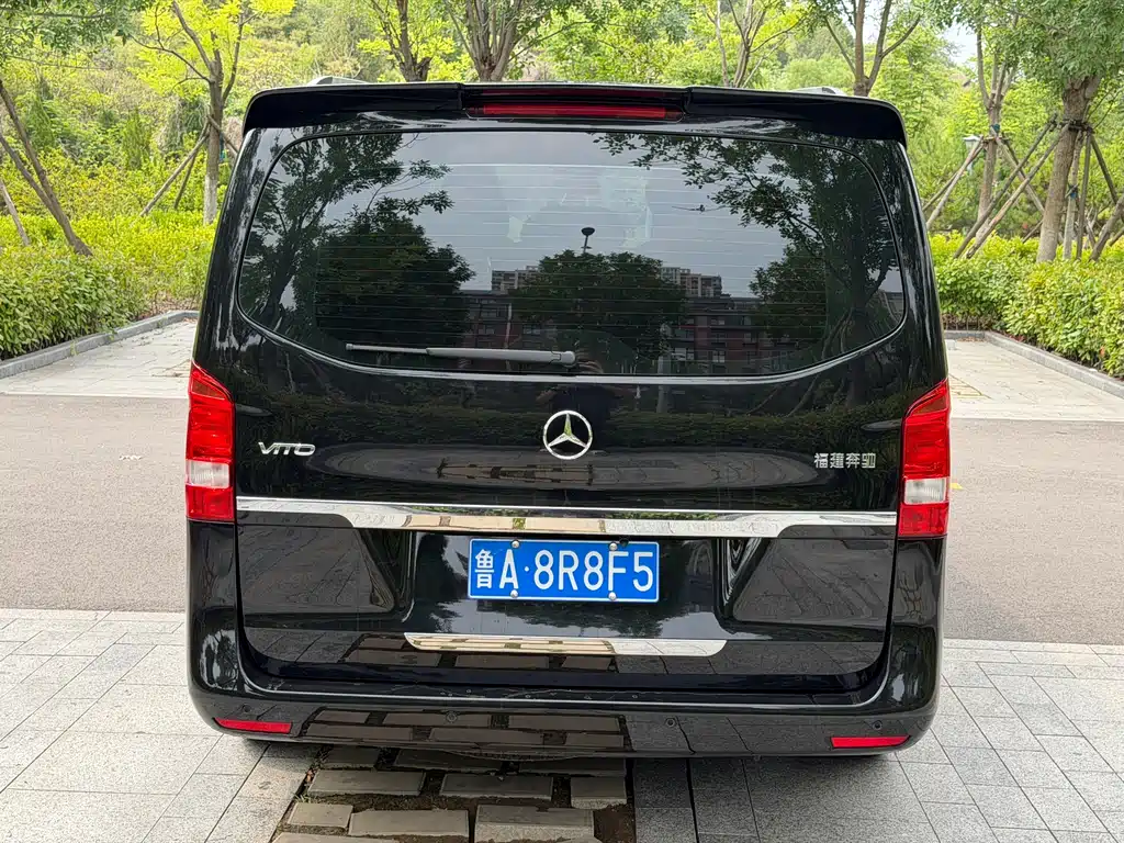 Vito 2.0 T Business 7-seat
