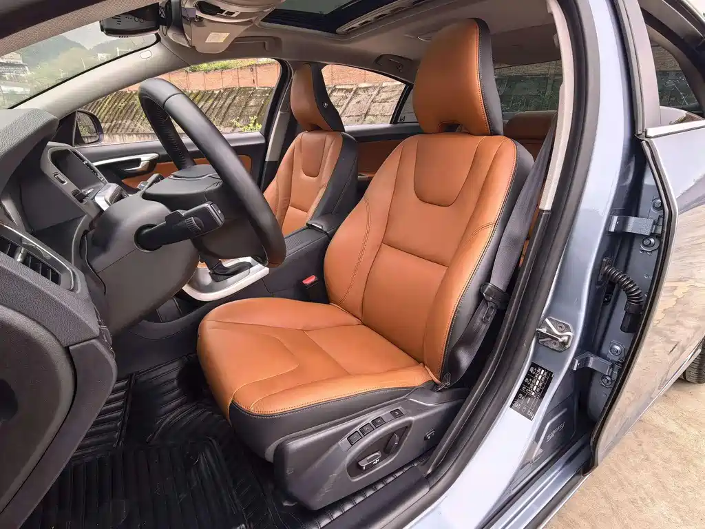Volvo S60 S60 L T4 Smart Vision Progressive