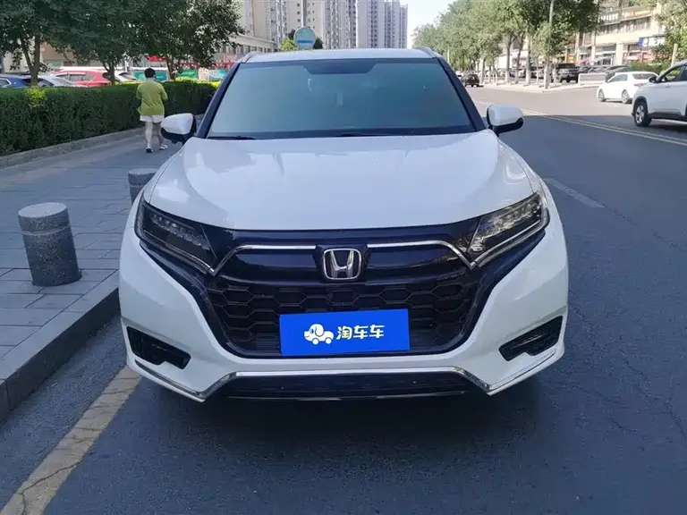 Honda UR-V 370 TURBO 4 WD Premium