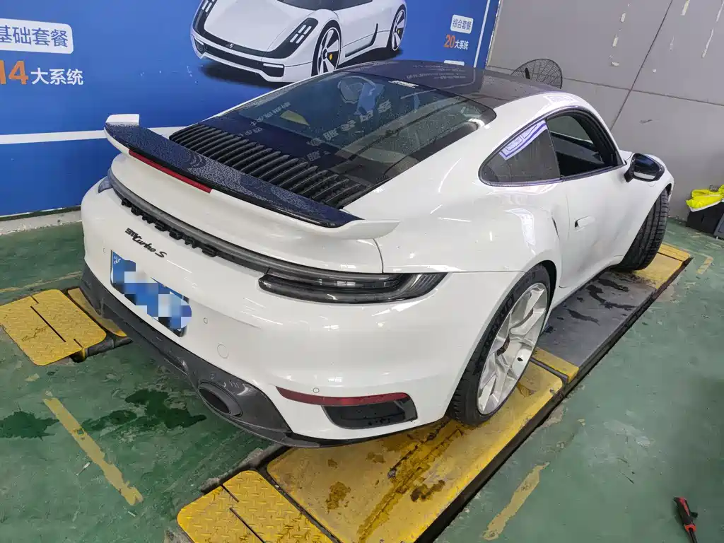 Porsche 911 Turbo S 3.7 T