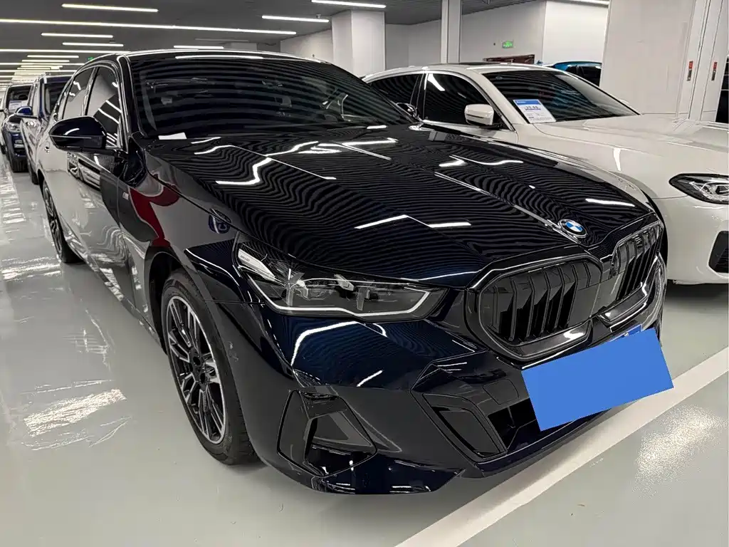 BMW 5 Series 530 Li Leading M Sport Package
