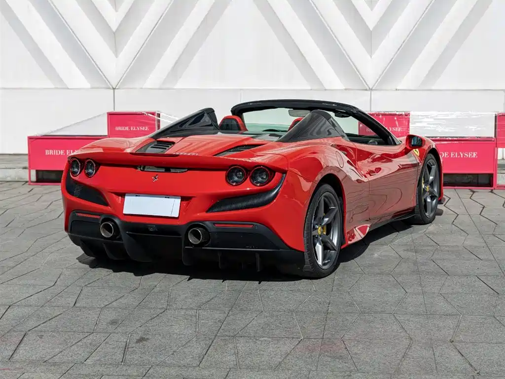 Ferrari F8 Spider 3.9 T V8