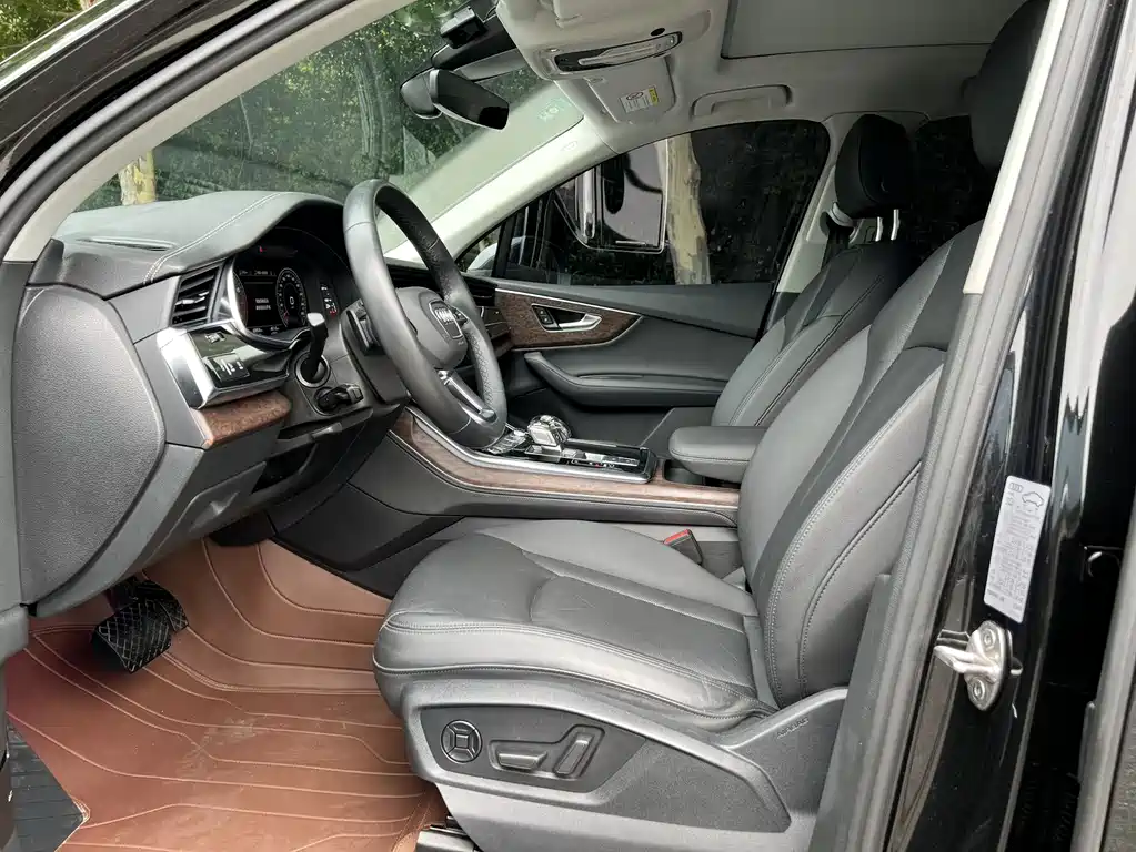 Audi Q7 45 TFSI quattro S line Sport