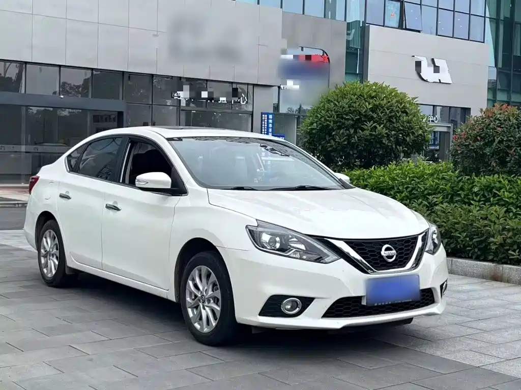 Sylphy 1.6 XV CVT Connected Premium CN-VI