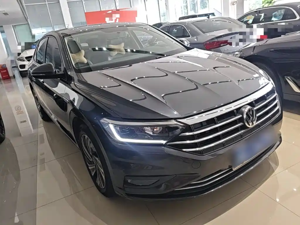 Sagitar 200 TSI DSG Transcend