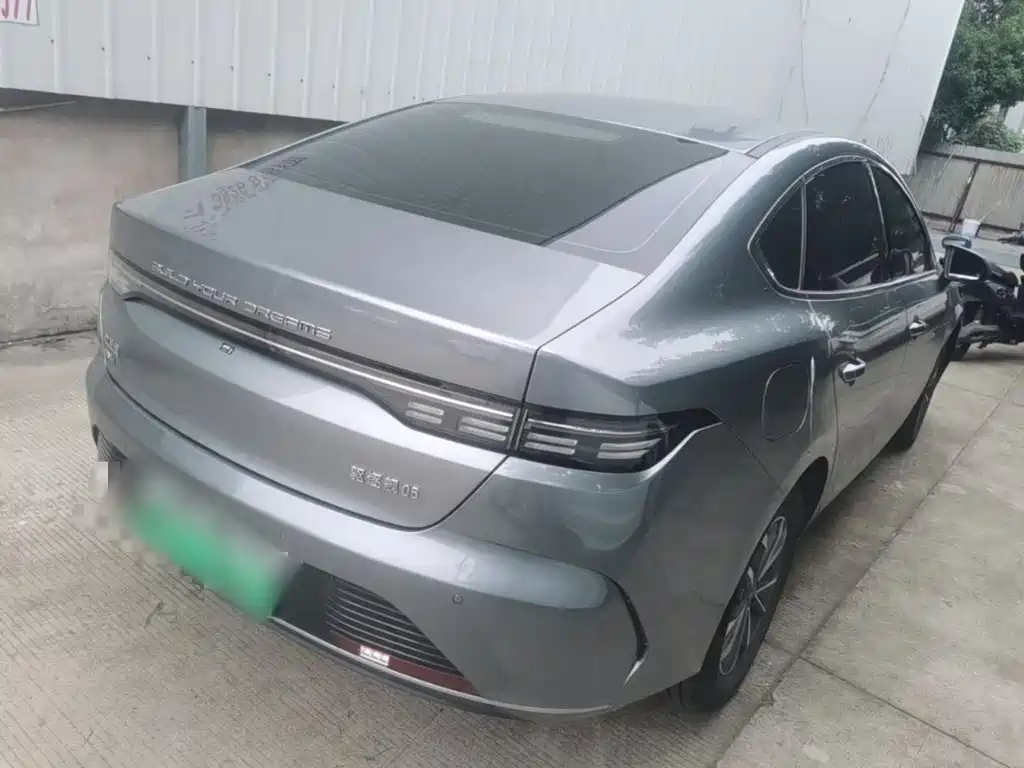 Destroyer 05 Glory DM-i 55 KM Luxury