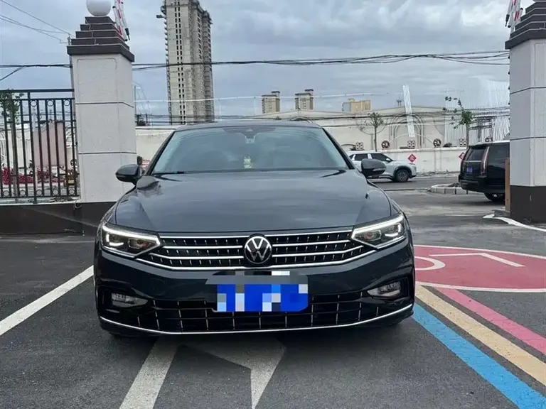 Volkswagen Magotan 200 10 K Commemorative 330 TSI DSG Leading