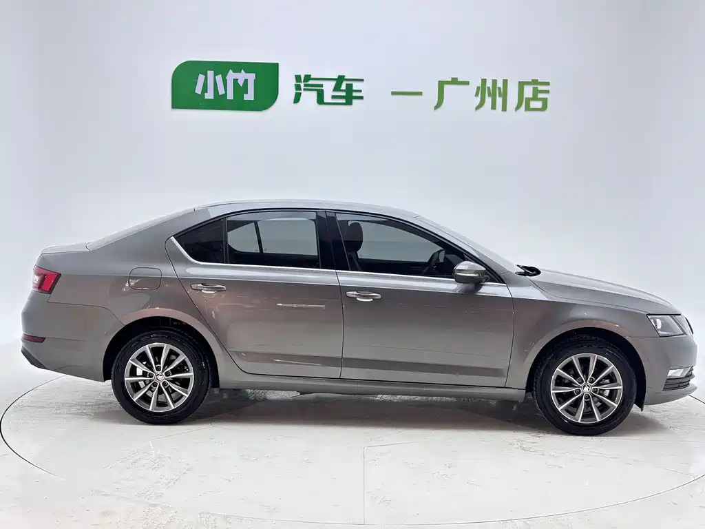 Octavia 明锐 2022款 1.5 L 自动舒享版