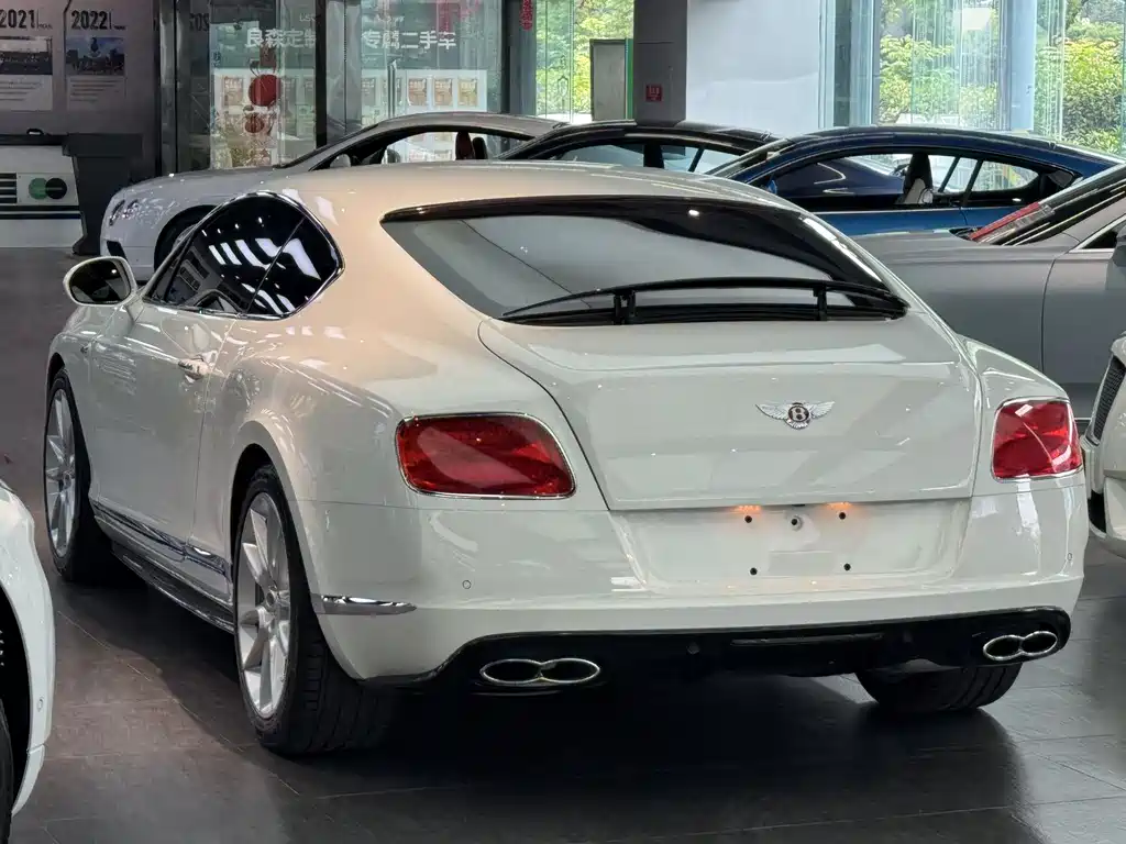Continental GT 4.0 T GT V8 S Standard