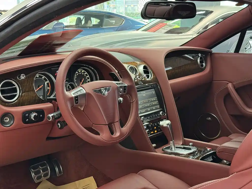 Continental GT 4.0 T GT V8 S Standard