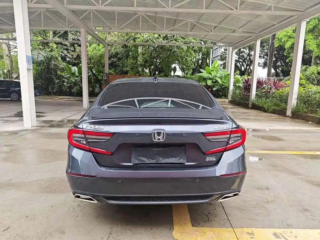 Accord 260 TURBO Phantom Night · Distinguished