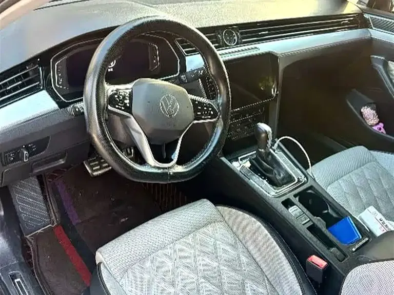 Volkswagen Magotan 200 10 K Commemorative 330 TSI DSG Luxury