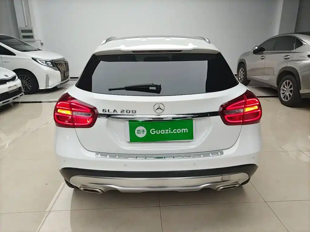 Mercedes-Benz GLA GLA 200 Fashion