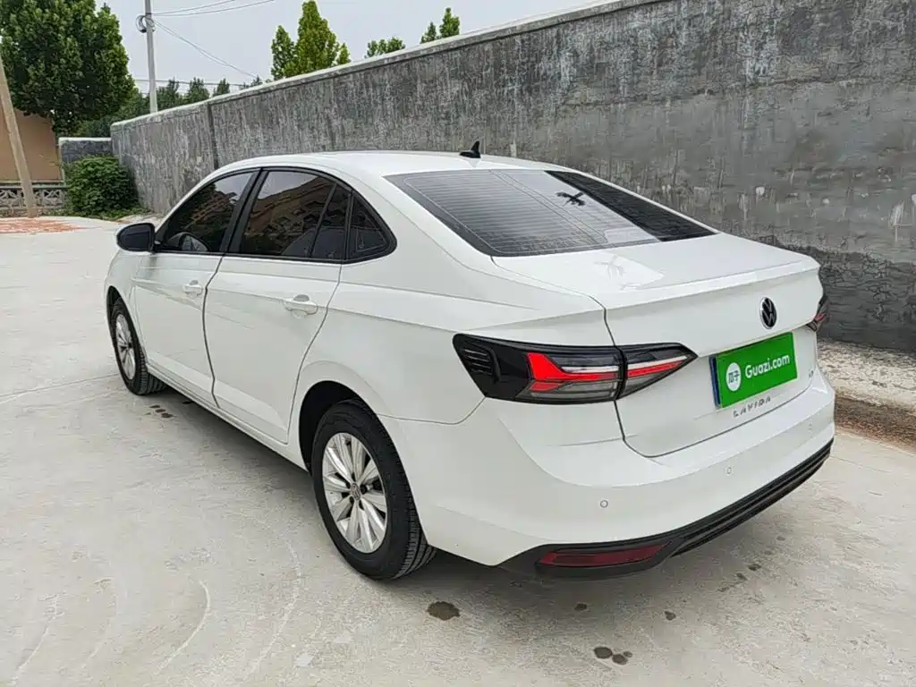 Lavida New Sharp 1.5 L Auto New Comfort
