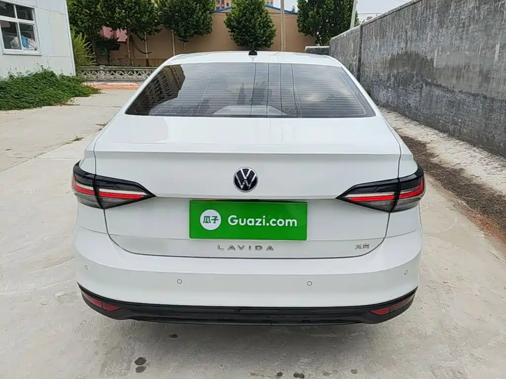 Lavida New Sharp 1.5 L Auto New Comfort