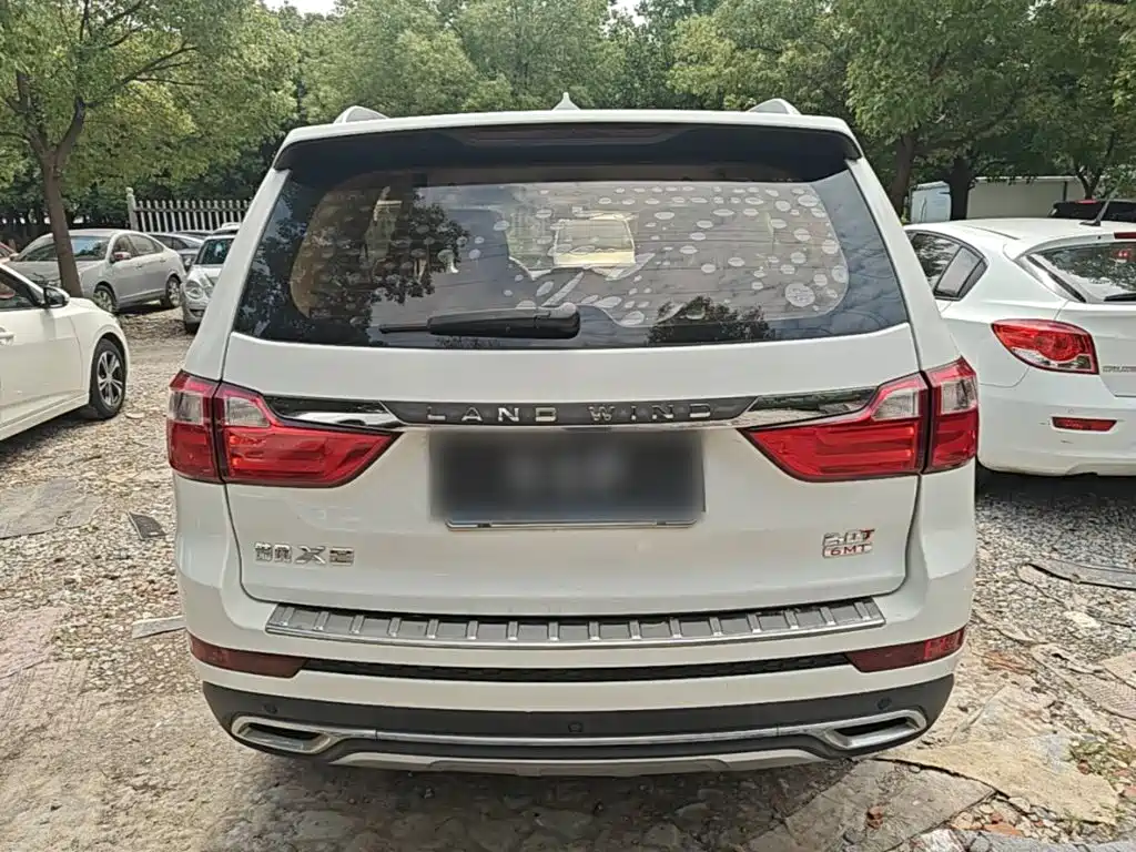 Landwind X8 2.0 T Gasoline 4 X2 Luxury