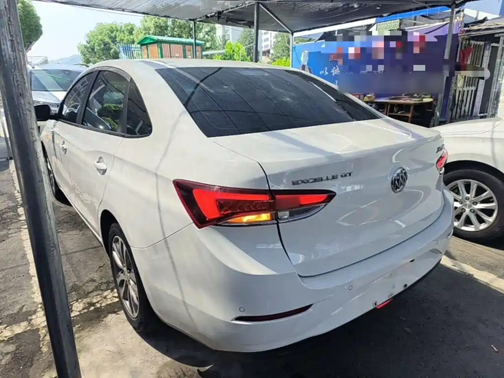 Excelle GT Facelift 1.3 T Auto Light Hybrid Elite