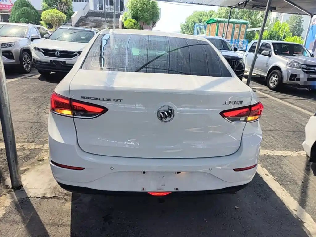 Excelle GT Facelift 1.3 T Auto Light Hybrid Elite