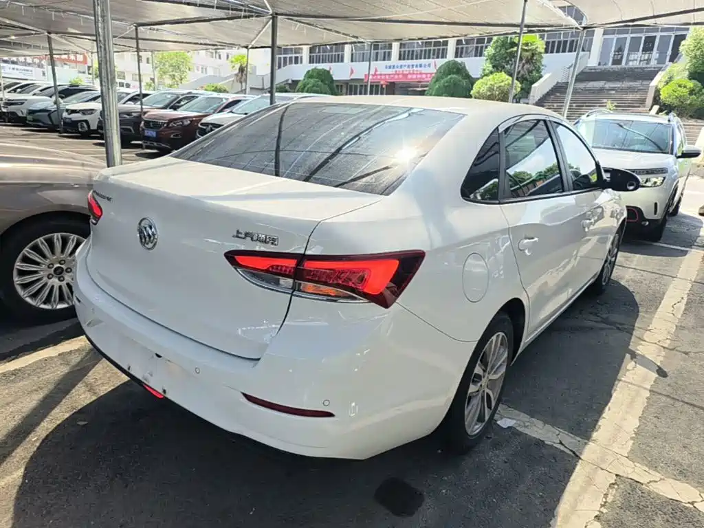 Excelle GT Facelift 1.3 T Auto Light Hybrid Elite
