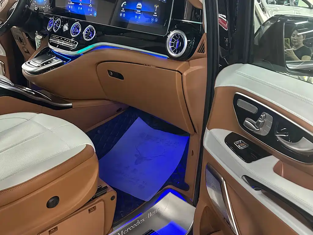 Vito 2.0 T Business 7-seat