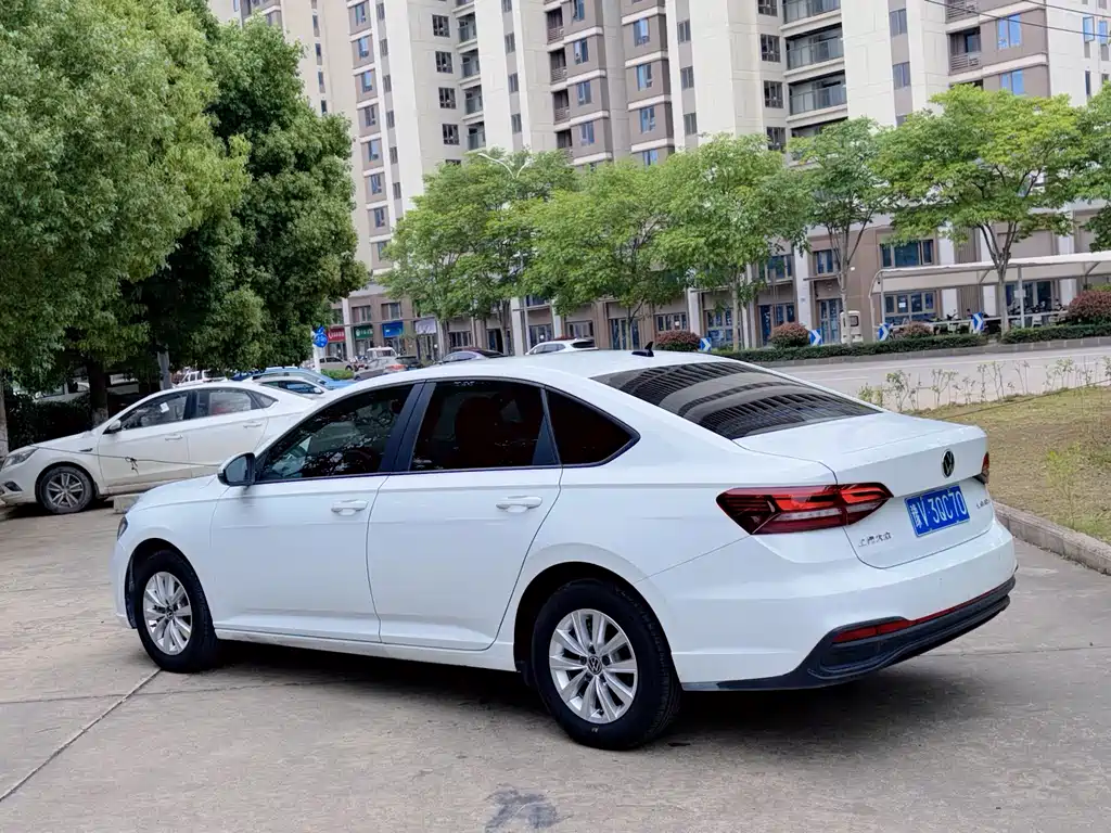 Lavida 1.5 L Auto Comfort