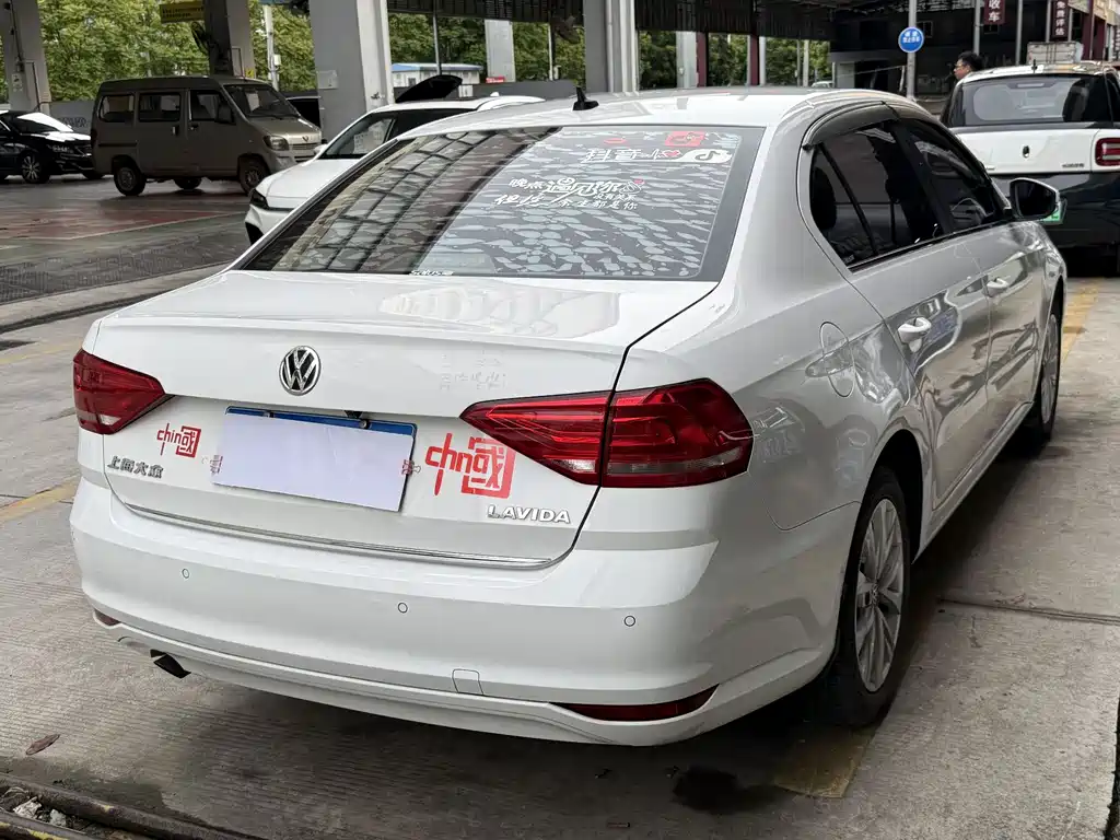 Lavida 1.6 L Manual Comfort