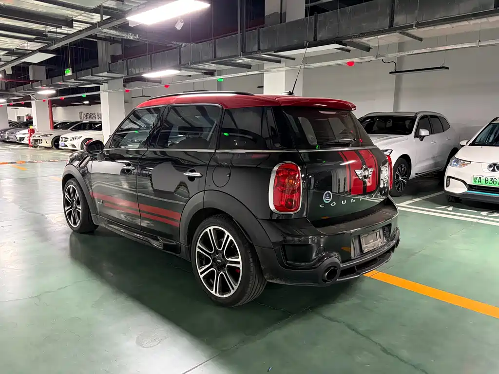 MINI JCW Countryman 1.6 T JOHN COOPER WORKS A