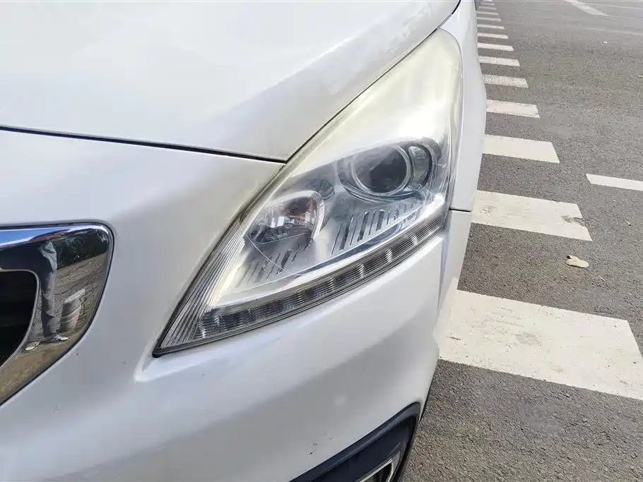 Peugeot 3008 2.0 L Auto Classic