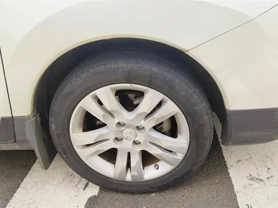 Peugeot 3008 2.0 L Auto Classic