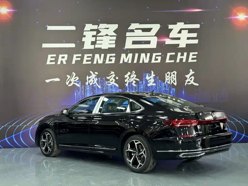 Passat Outstanding 380 TSI Starry Sky Dragon