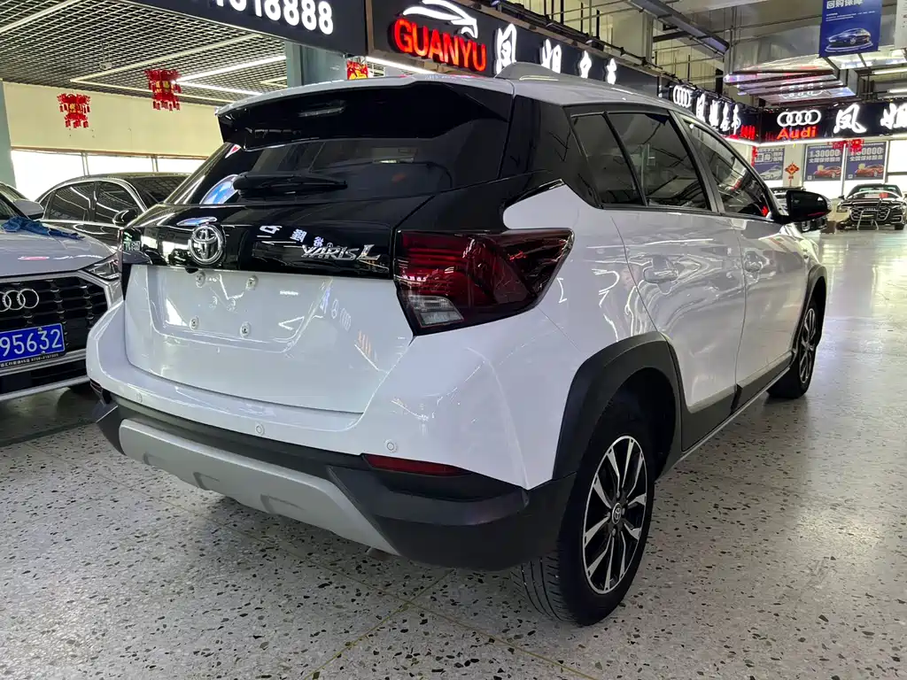 YARiS L Zhixuan Zhixuan X 1.5 L CVT Luxury PLUS