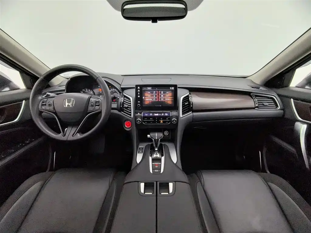 Avancier 240 TURBO 2 WD Comfort Enjoyment