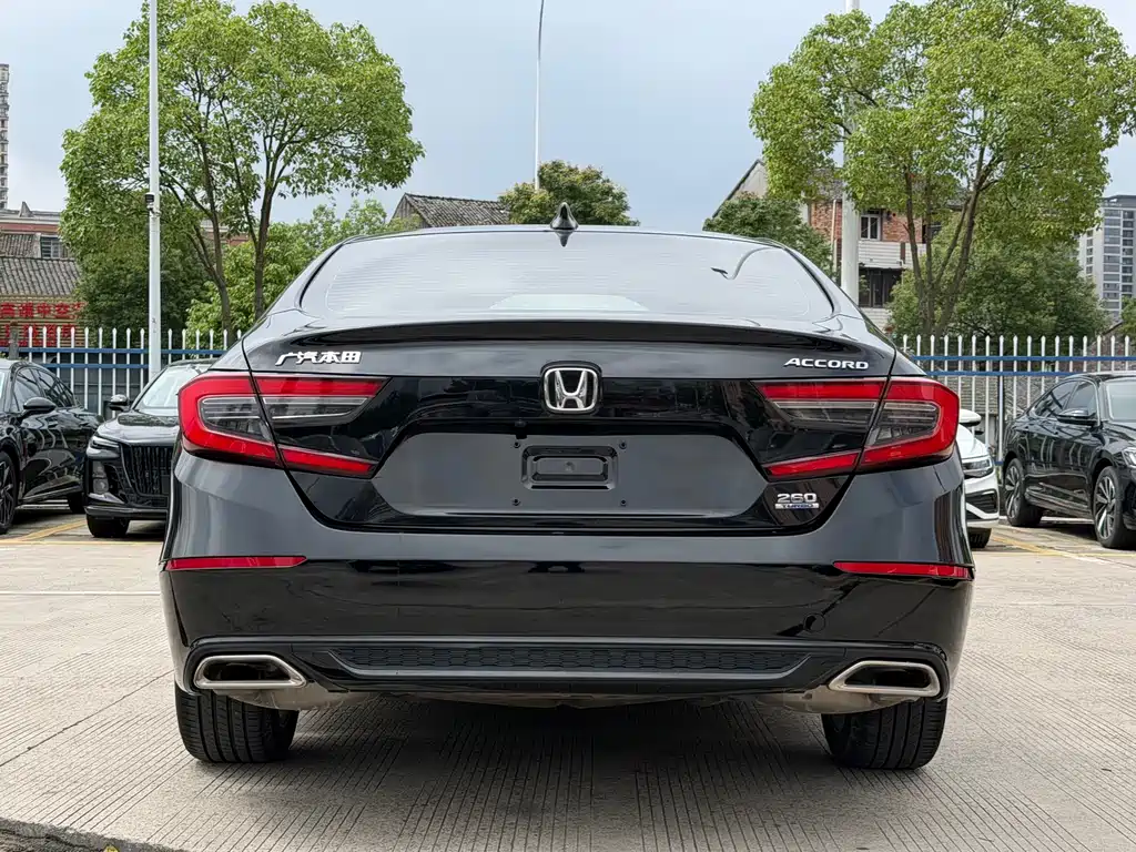Accord 260 TURBO Luxury