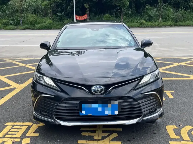 Toyota Camry 2.0 G Luxury