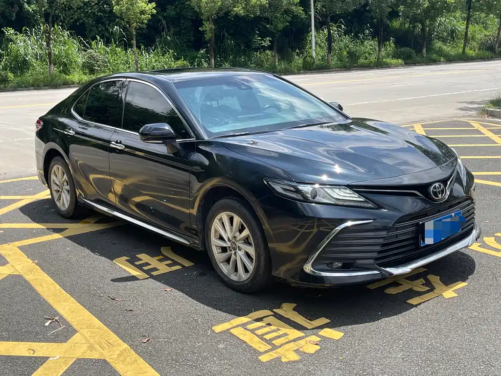 Camry 2.0 G Luxury