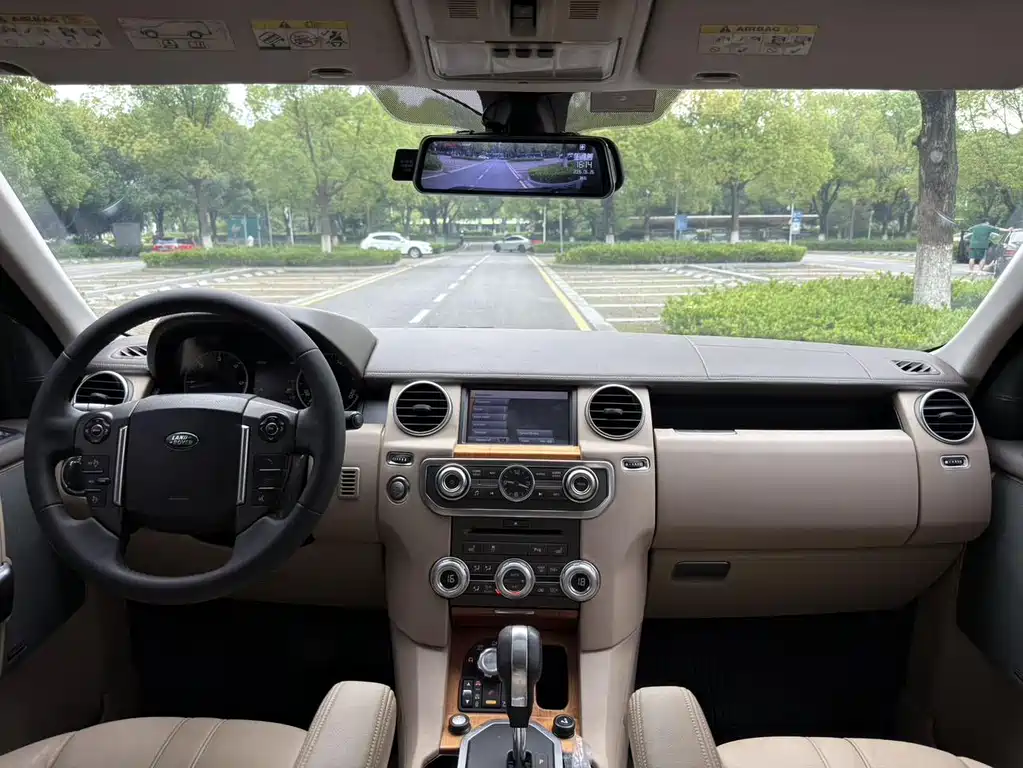 Discovery 3.0 SDV6 HSE Diesel