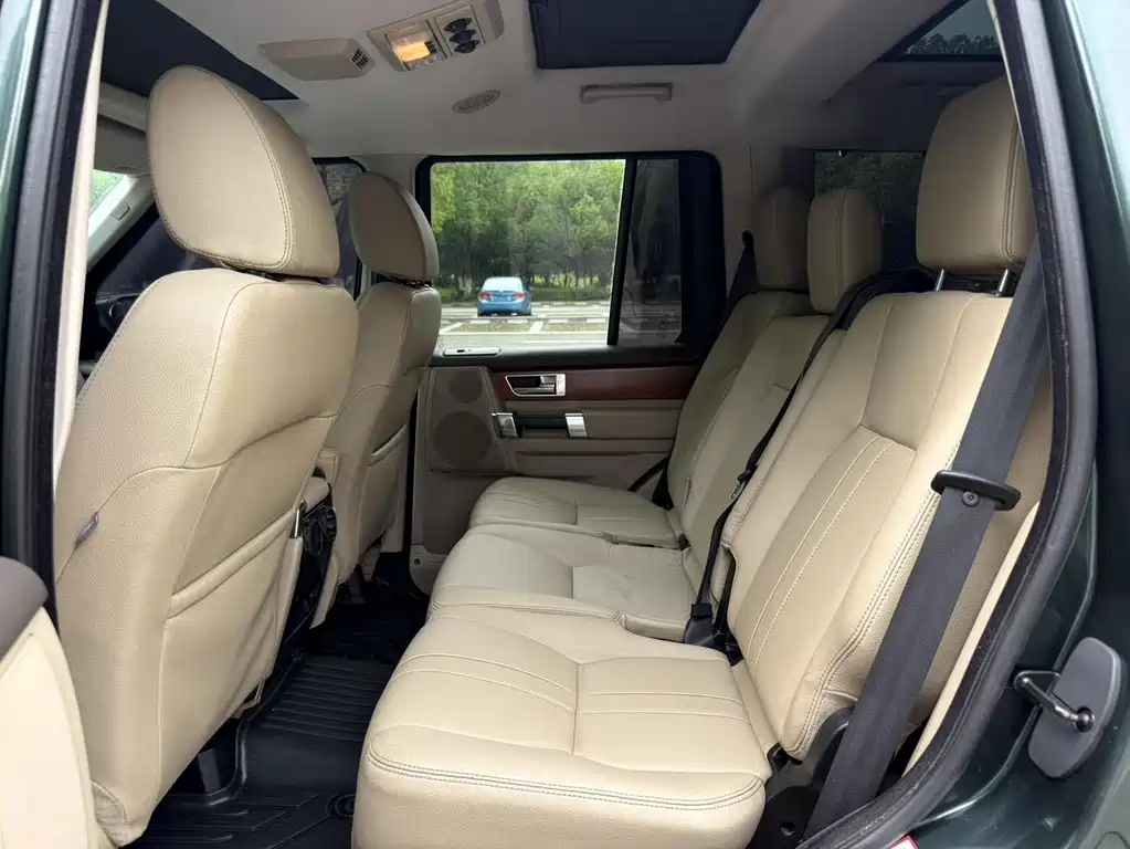 Discovery 3.0 SDV6 HSE Diesel