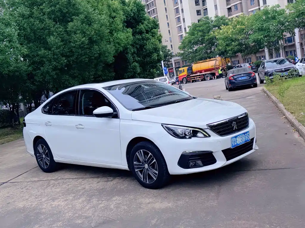 Peugeot 308 1.6 L Auto Luxury