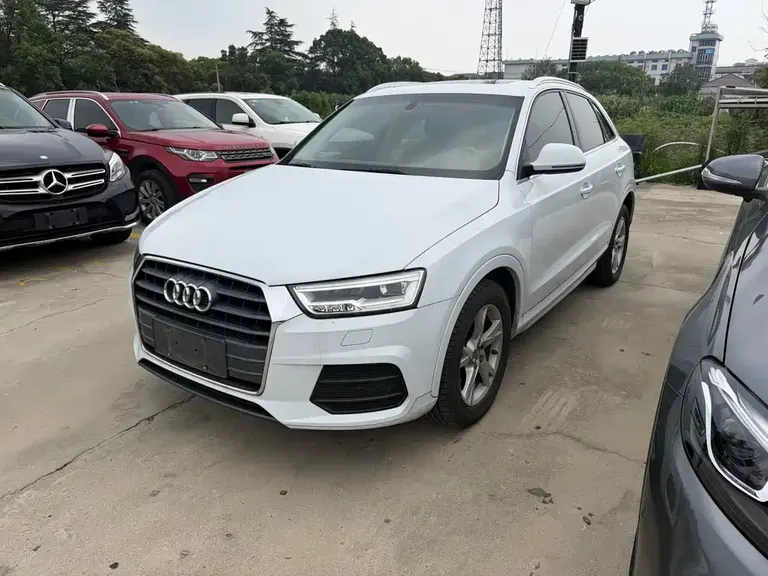 Audi Q3 30 Anniversary 35 TFSI Fashion