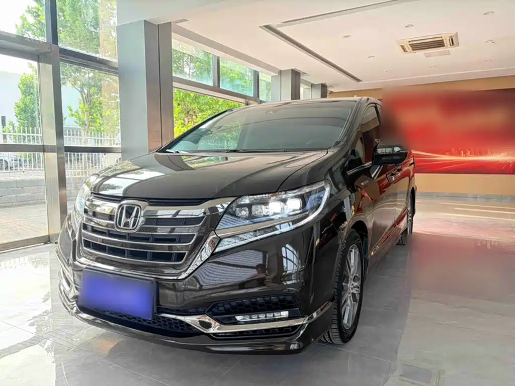 Elysion 2.0 L Hybrid Luxury