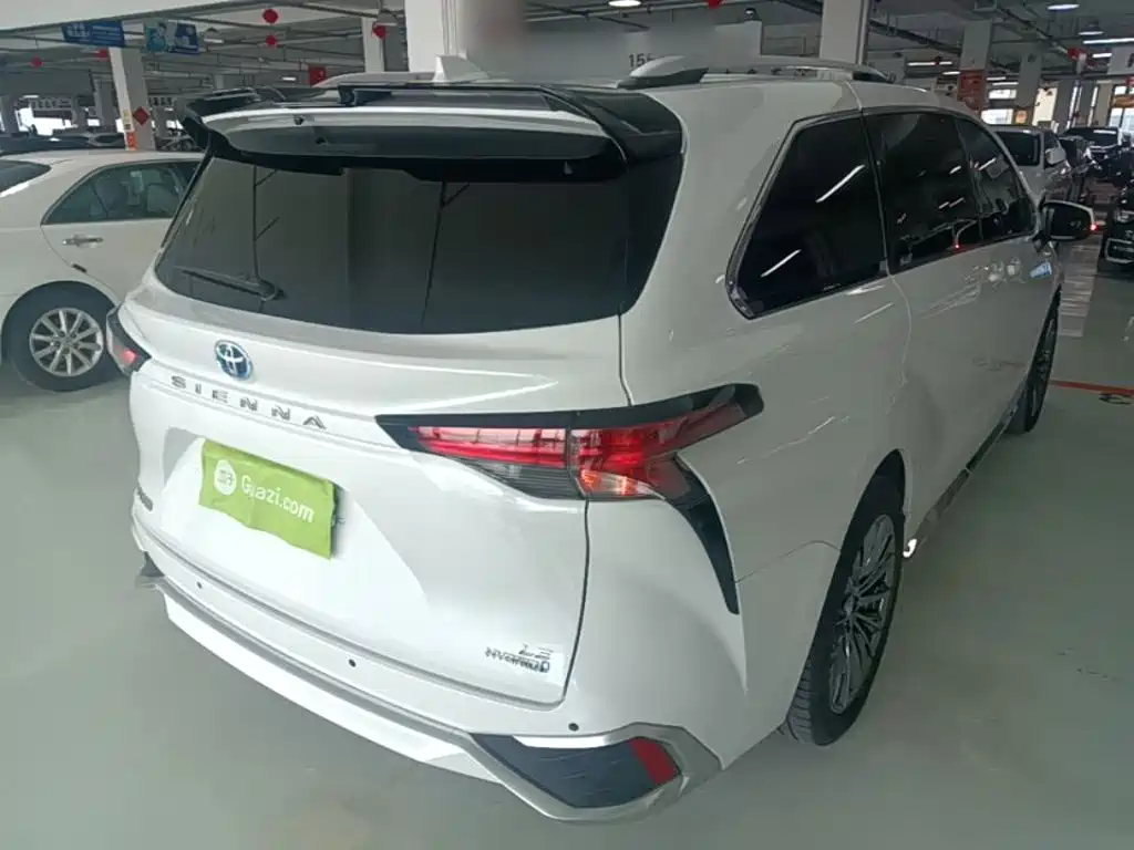 Sienna 2.5 L Hybrid Comfort