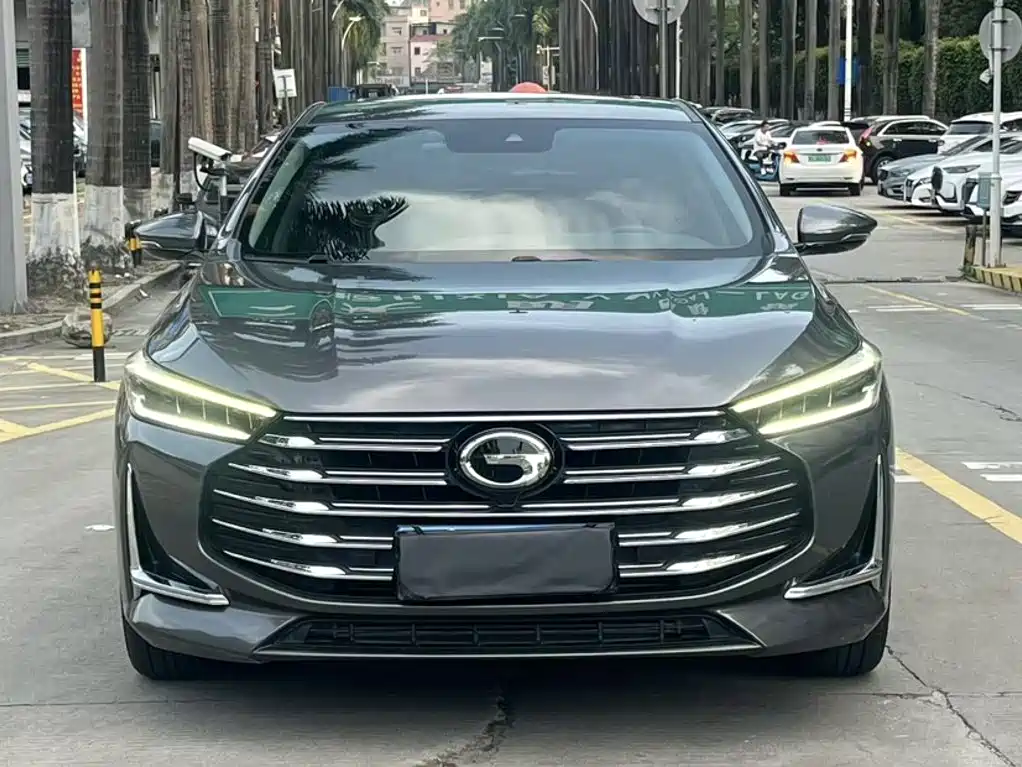 GAC Trumpchi GA8 390 T Distinguished