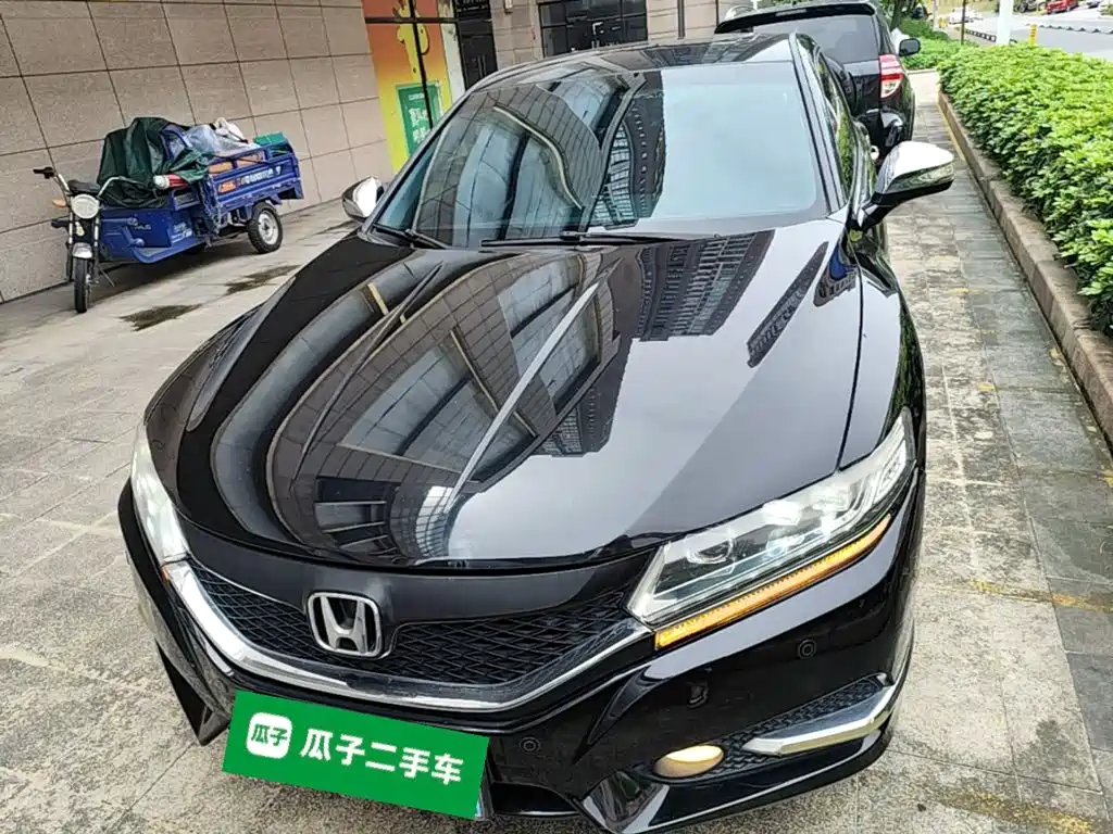 Spirior 2.4 L Distinguished