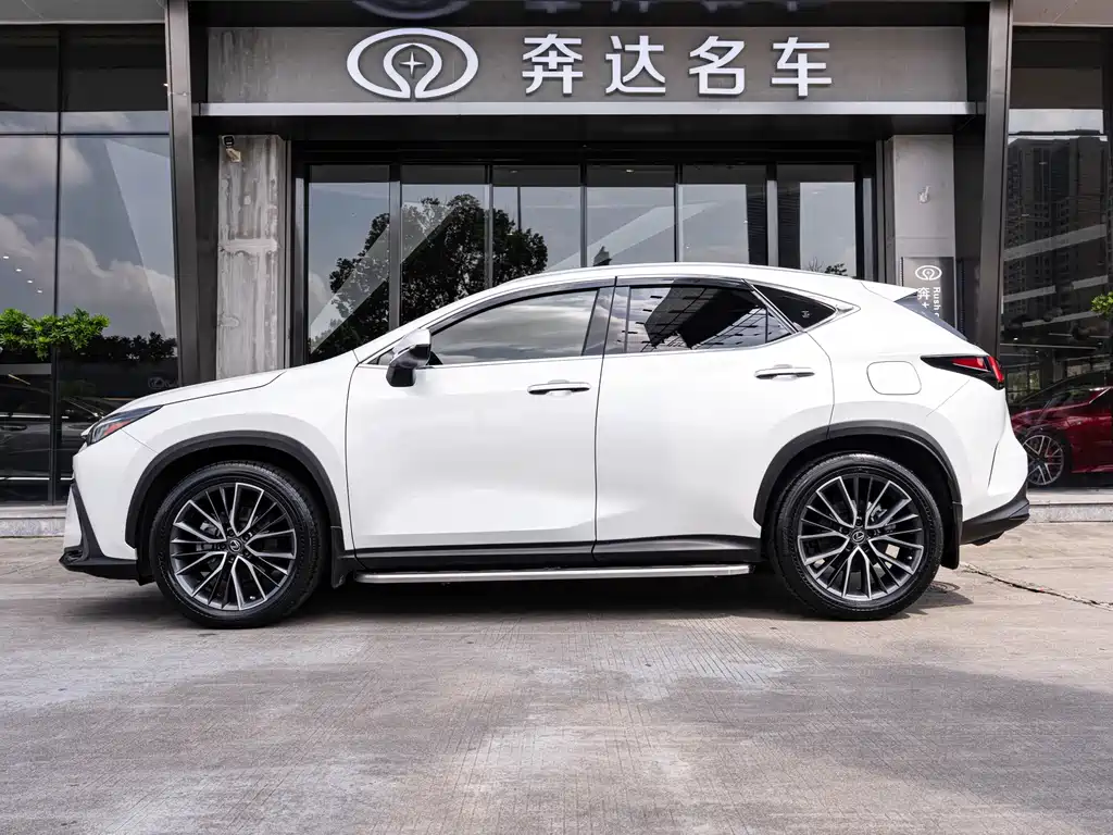 Lexus NX 350 h FWD Creative Enjoyment