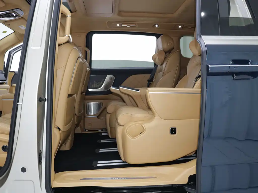 Voyah Dreamer PHEV Qiankun Ultra