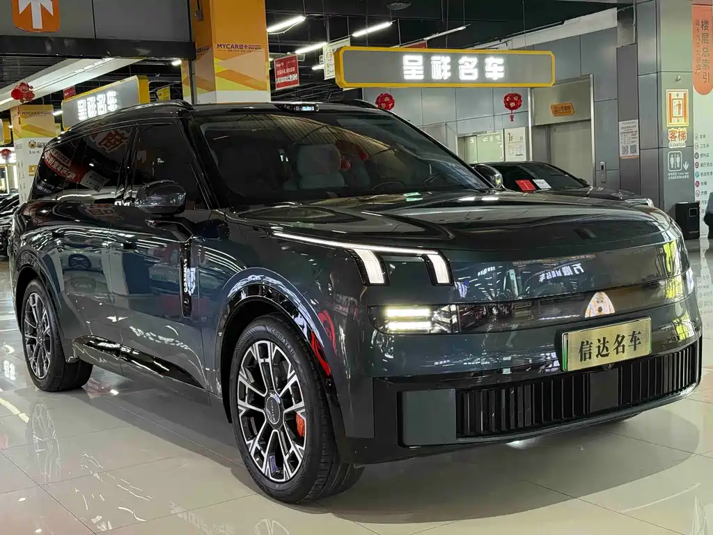 Lynk & Co 900 领克900 2025款 2.0 T Ultra 6座