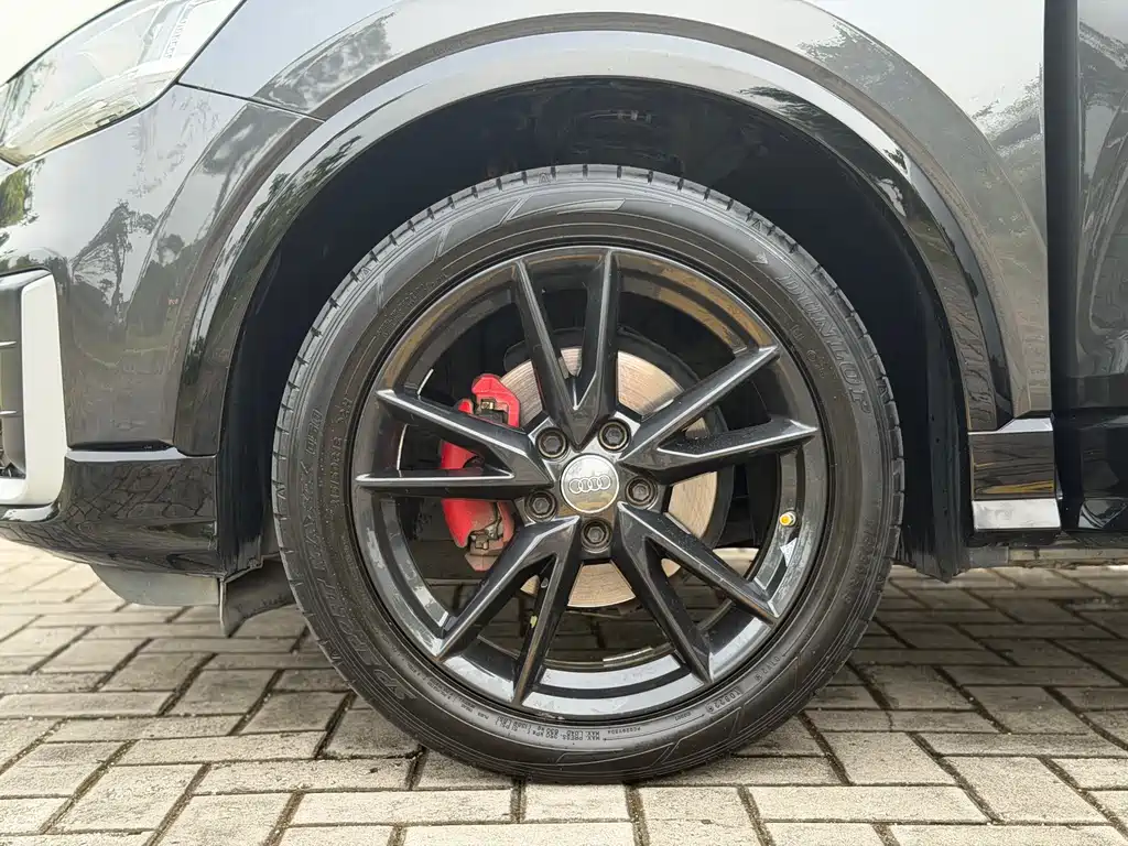 Audi Q2 L 35 TFSI Launch Exclusive CN-VI