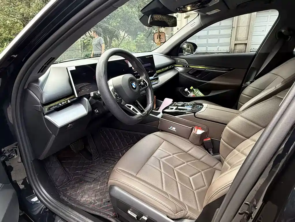 BMW 5 Series 530 Li Leading M Sport Package