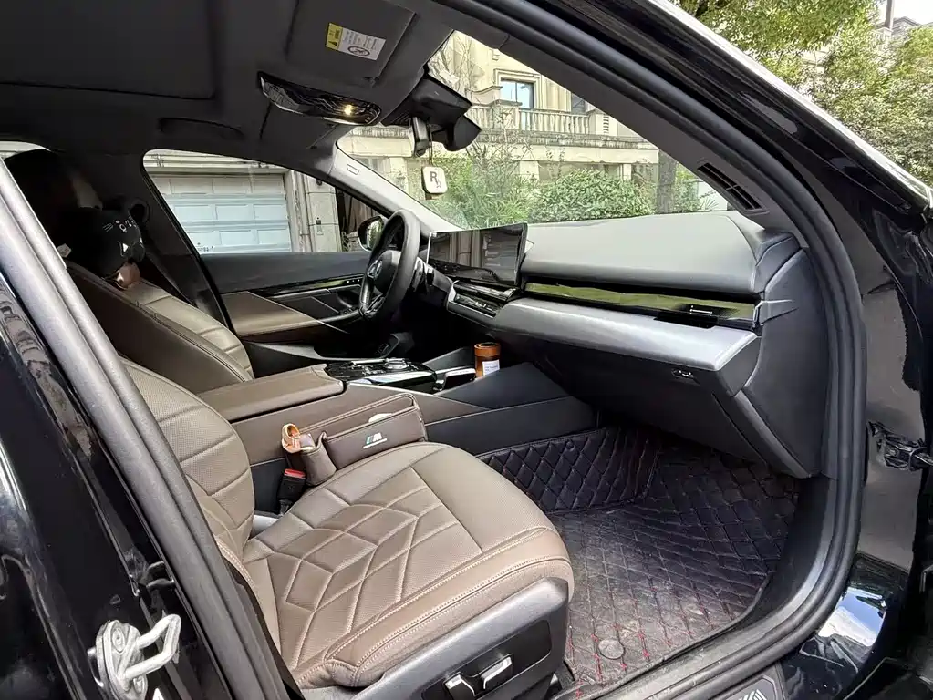 BMW 5 Series 530 Li Leading M Sport Package