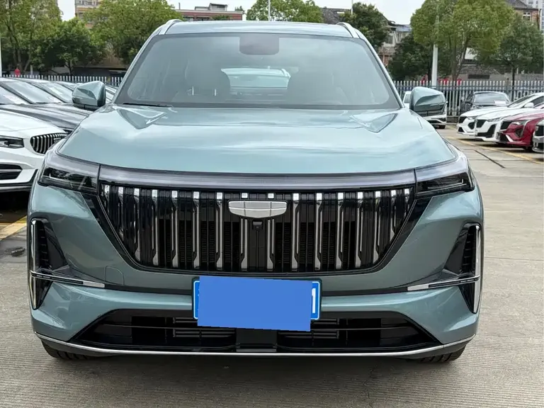 Geely Boyue L 4 th Gen 1.5 TD DCT Splendid